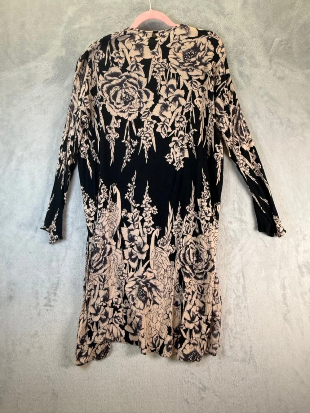 Billabong Cardigan Size Medium Long Sleeve Lightweight Top - Picture 4 of 4